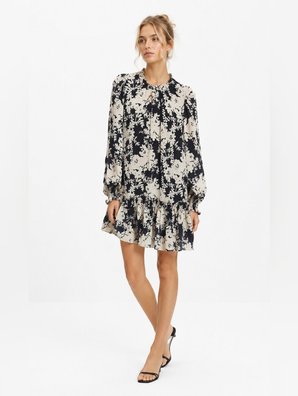 Pinch Violet Tiered Long Sleeve Floral Dress NWT